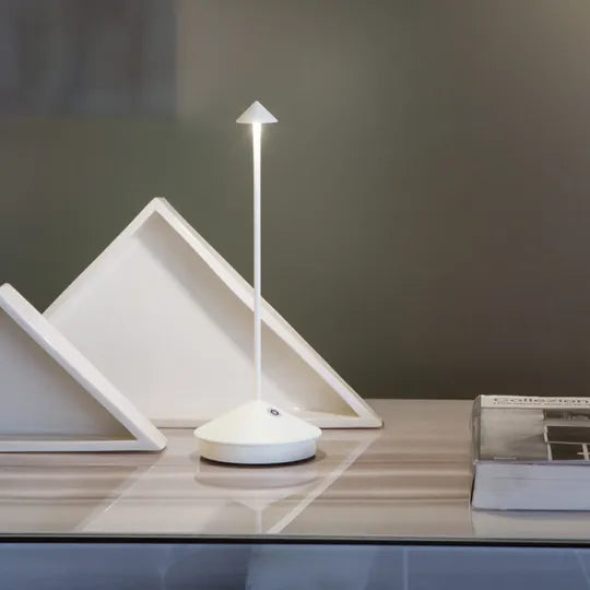 BowLift | Wireless LED Table Lamp - LumeStijl
