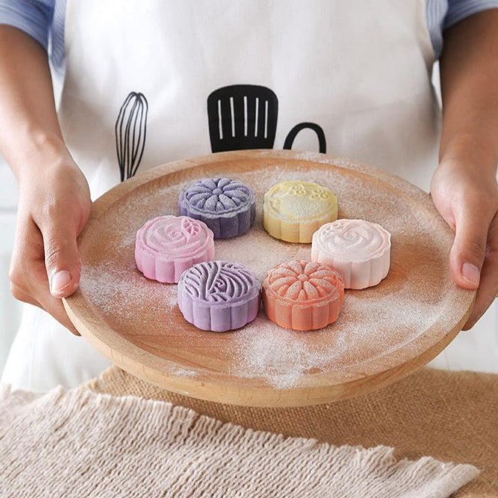 BowLift | Cake Decorating Mold Press
