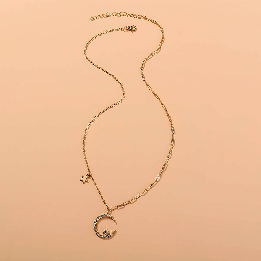 BowLift | Charming Moon Long Chain Necklace