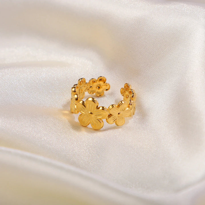BowLift | Dainty Floral Wrap Ring