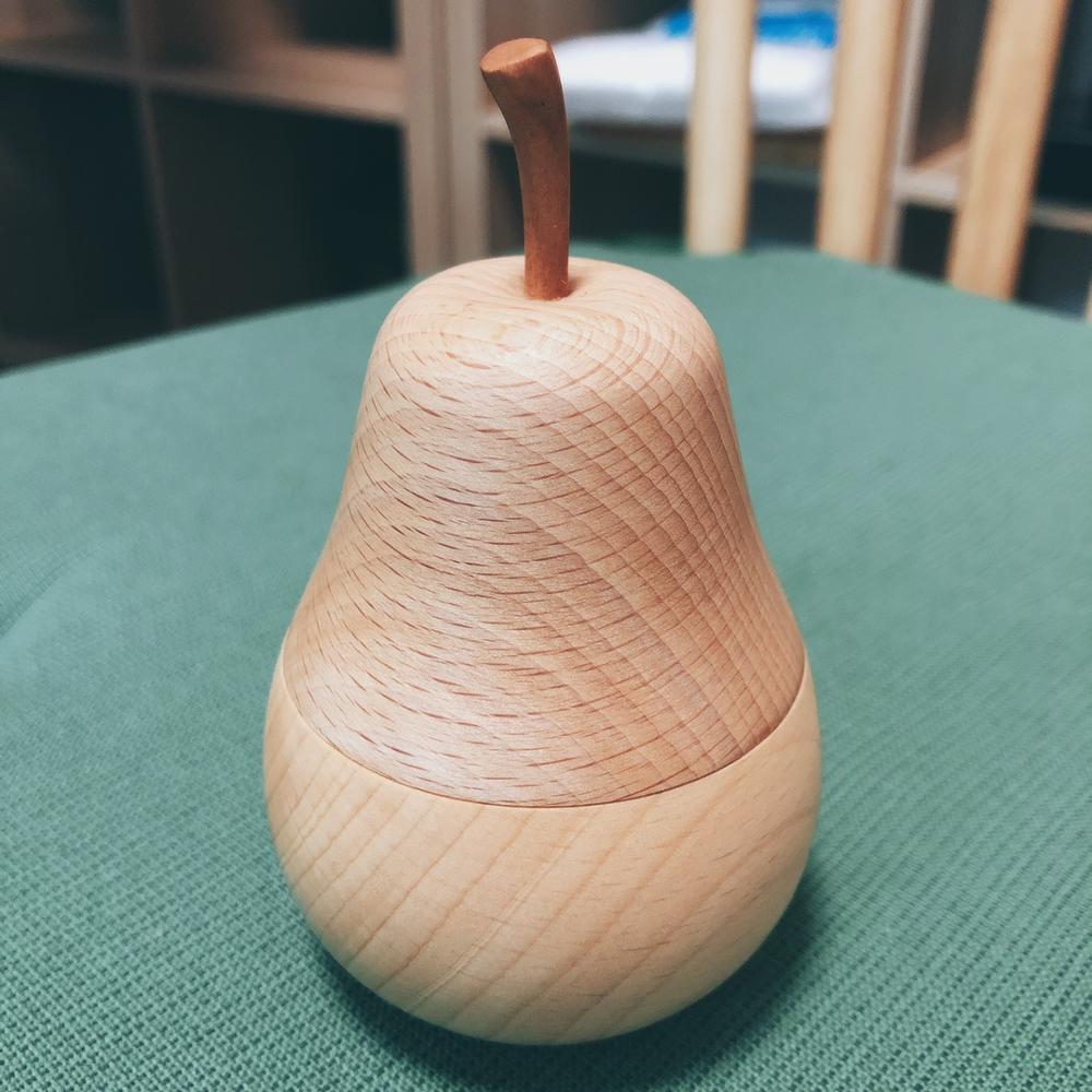 BowLift | Wooden Pear Toothpick Holder