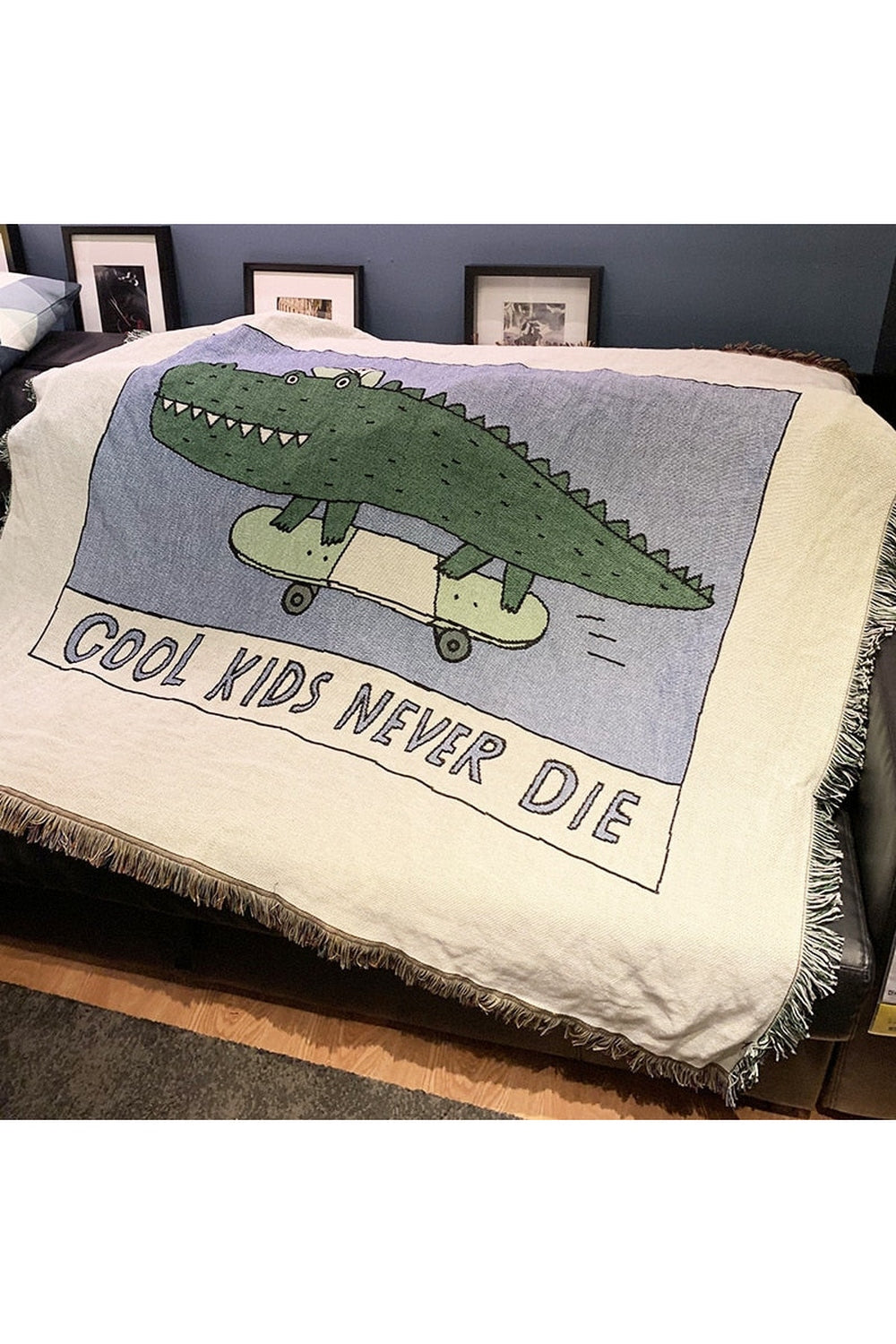 Crocodile Fun Blanket | Bowlift