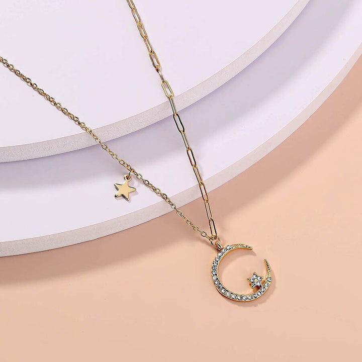 BowLift | Charming Moon Long Chain Necklace