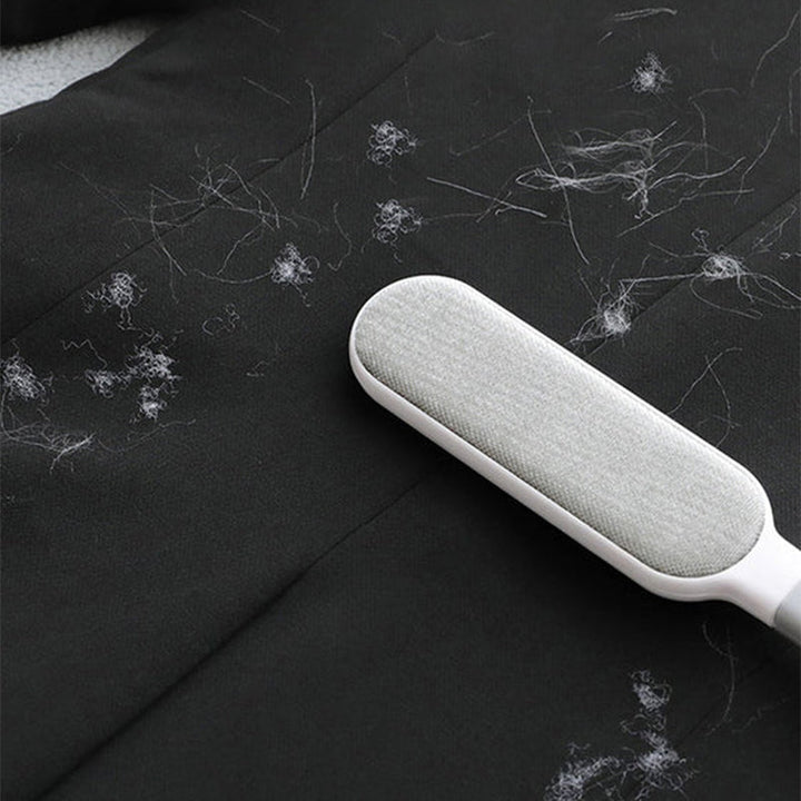 BowLift | Hair removal brush for clothing