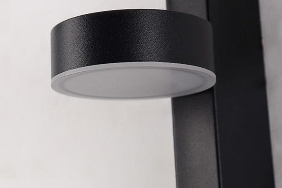 BowLift | LumoLight – Sleek Wall Lamp for Soft, Refined Lighting