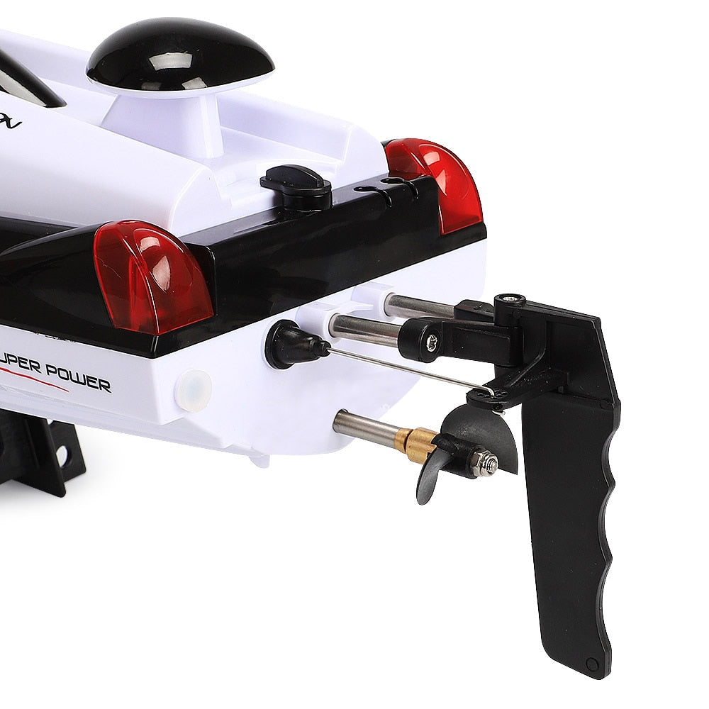 BowLift | High-Speed Remote-Control Racing Boat