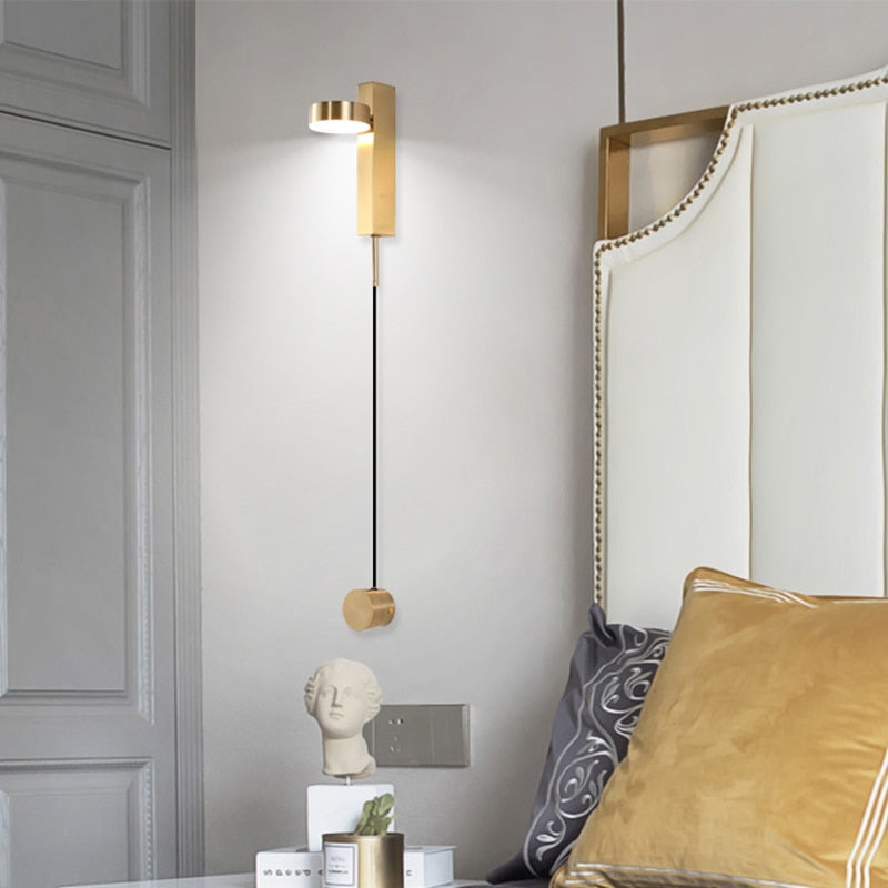BowLift | LumoLight – Sleek Wall Lamp for Soft, Refined Lighting