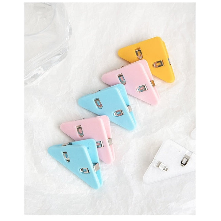 BowLift | Easy Mark Colorful Triangle Book Corner Clip