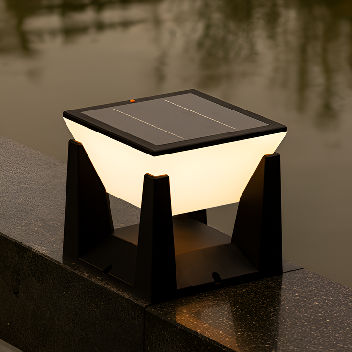 BowLift | Black Square Solar Lamp for the Garden