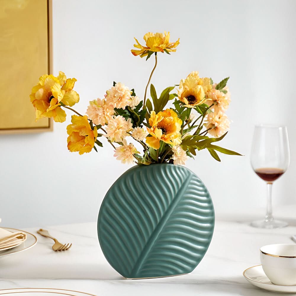 BowLift | Handmade Scandinavian Ceramic Vase for Flowers and Home Decor