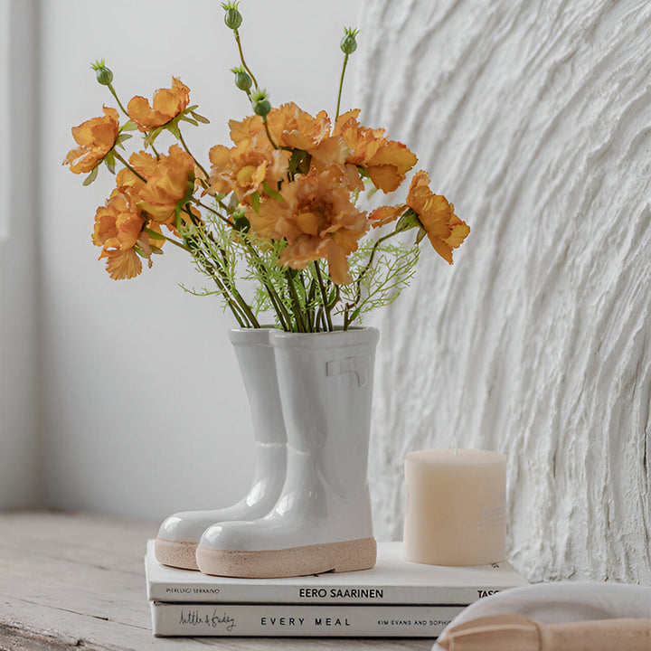 BowLift | Stylish Ceramic Vase in Boot Shape