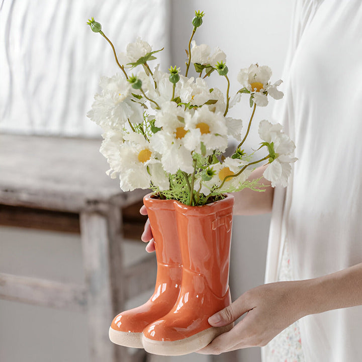 BowLift | Stylish Ceramic Vase in Boot Shape