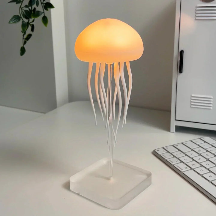 JellyJive - Lamp with dancing jellyfish Bowlift