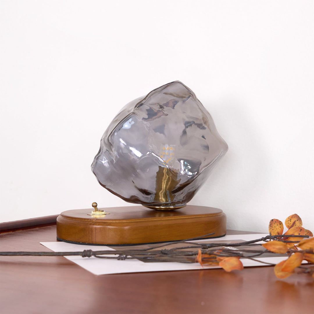 BowLift | RusticLume – Amber Glass and Wooden Table Lamp