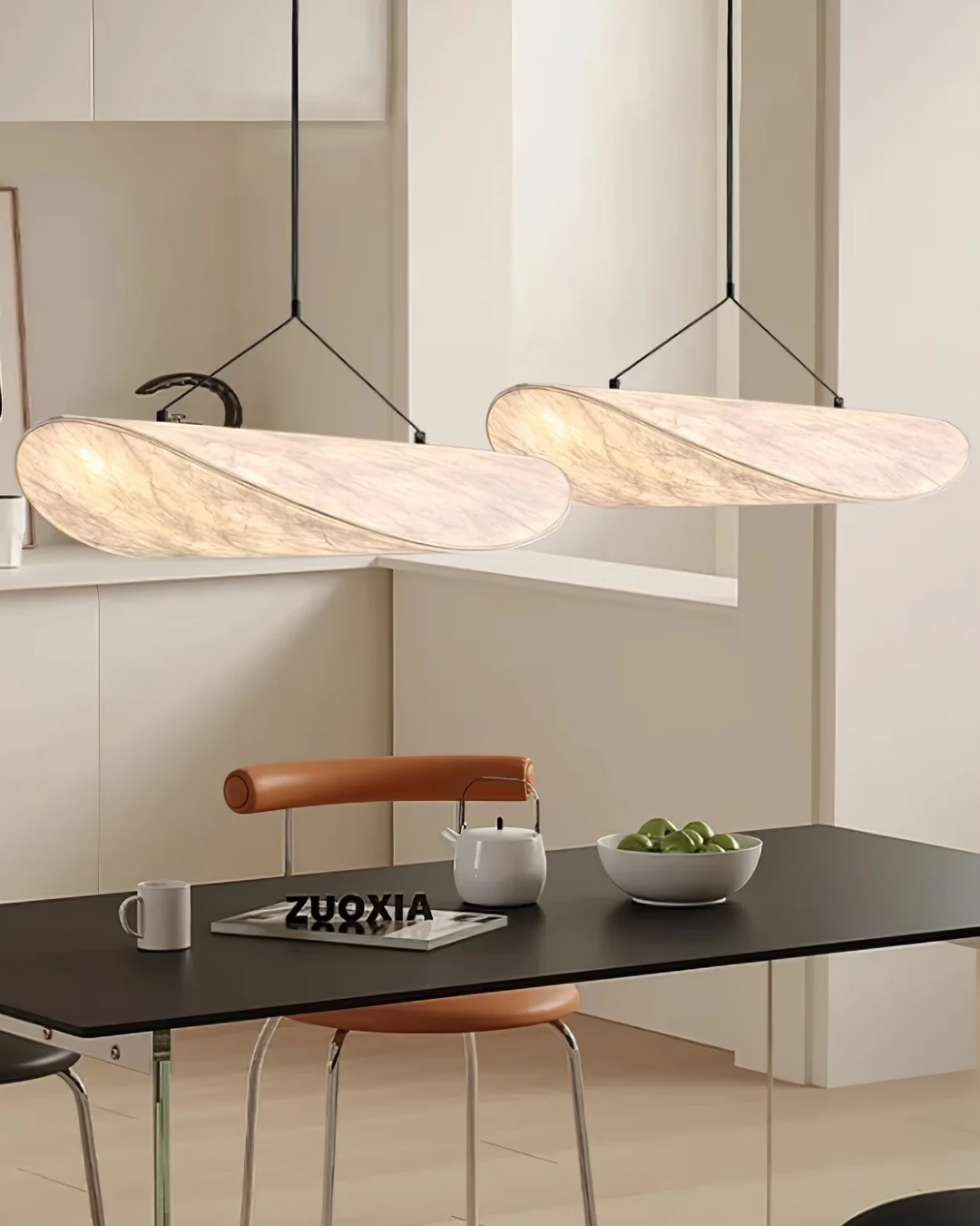 BowLift | Subtle Japandi Lamp with Light Eclipse Effect