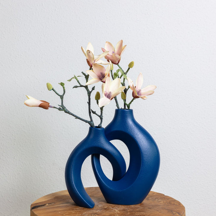 BowLift | Gleora Intertwined Ceramic Flower Vase – Elegant Decorative Centrepiece for Modern & Classic Interiors