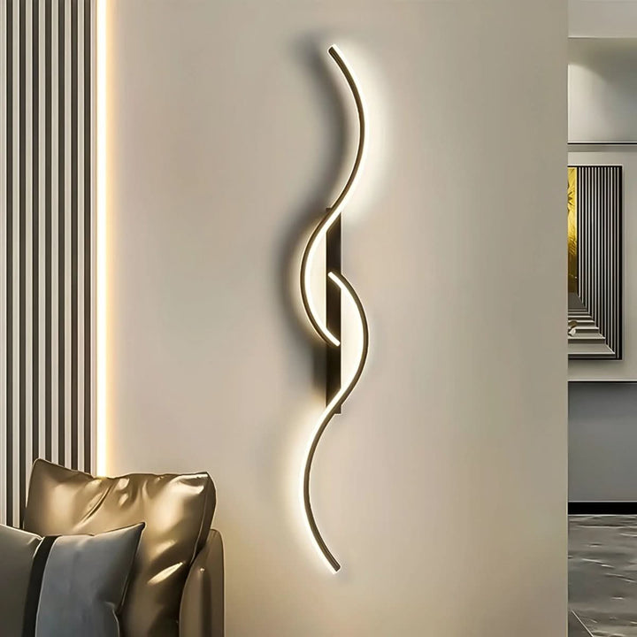 BowLift | Modern curved LED wall lamp for atmospheric lighting