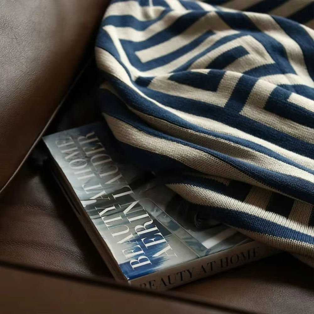 BowLift | Labyrinthine Geometric Jacquard Throw Blanket