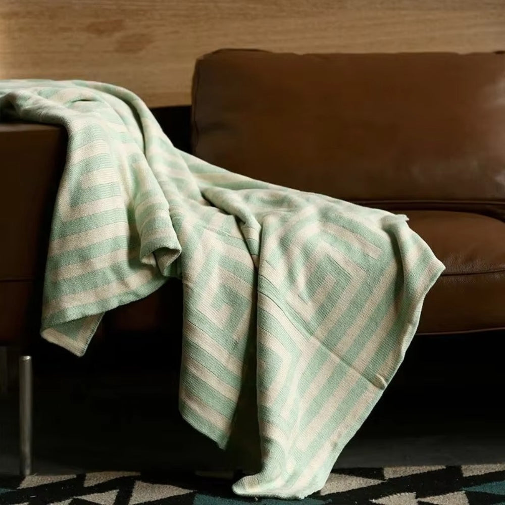 BowLift | Labyrinthine Geometric Jacquard Throw Blanket