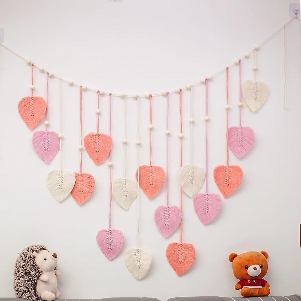 BowLift | Leaf-Themed Macrame Wall Decor