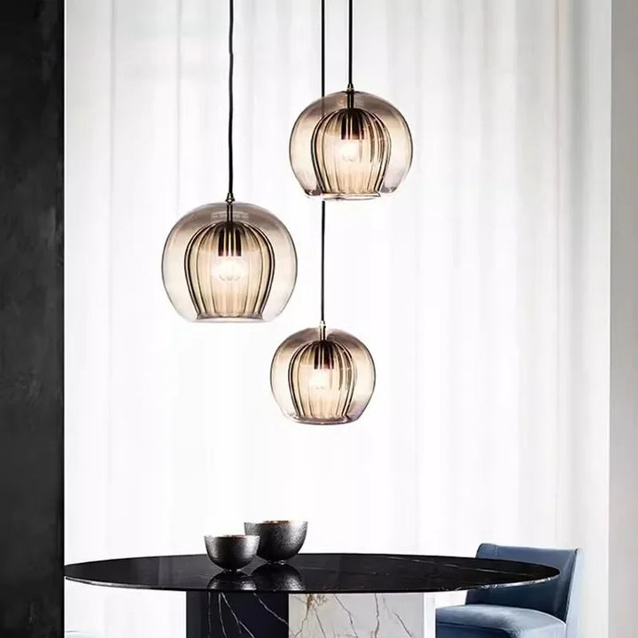 BowLift | Pendant light made of modern glass for an elegant look