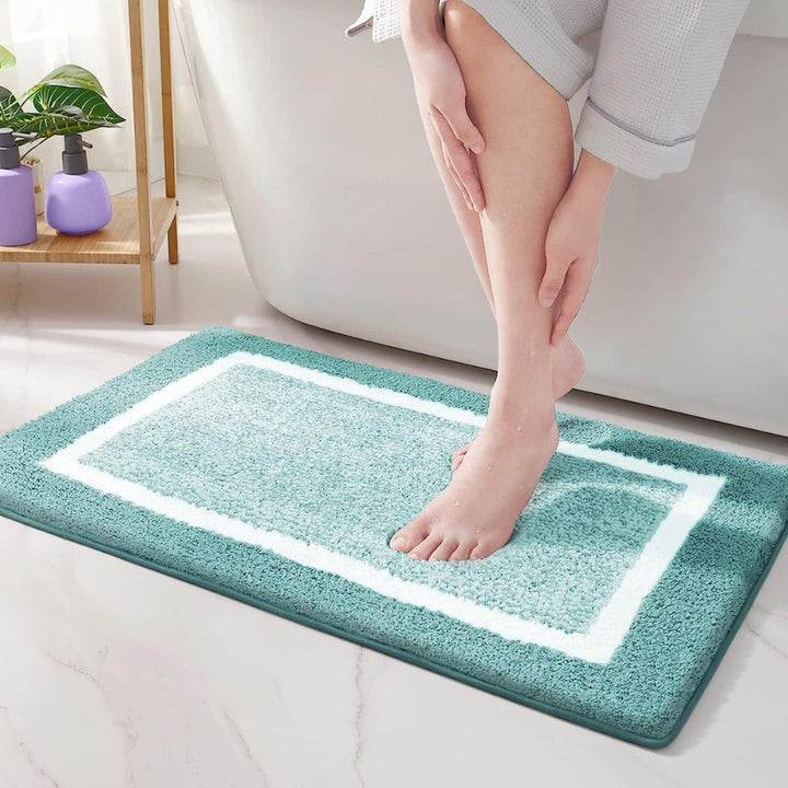 BowLift | Modern Border Anti-Slip Bath Mat