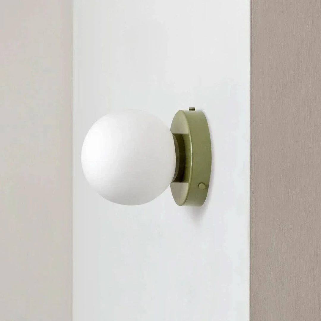 BowLift | Modern LED Wall Light – Compact Downward Fixture