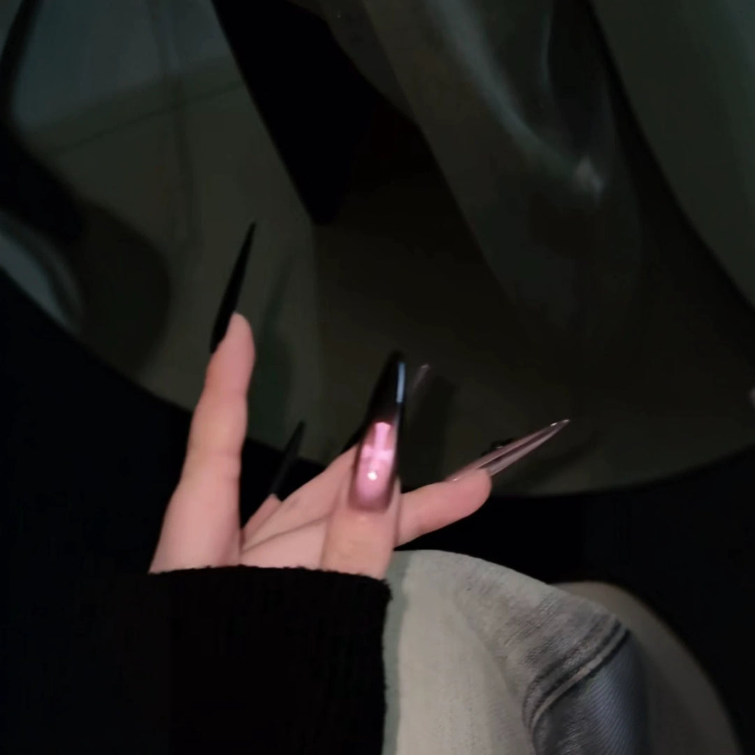 Trendy Graphic Press-On Nail Set