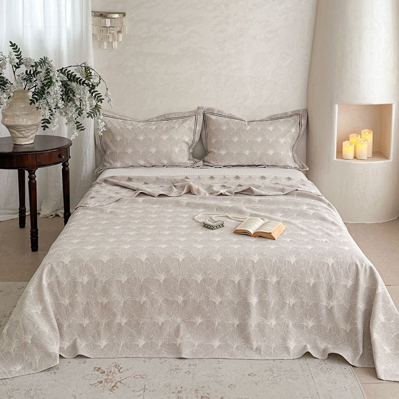 Lightweight Quilted Bedspread and Decorative Pillow Sham Set