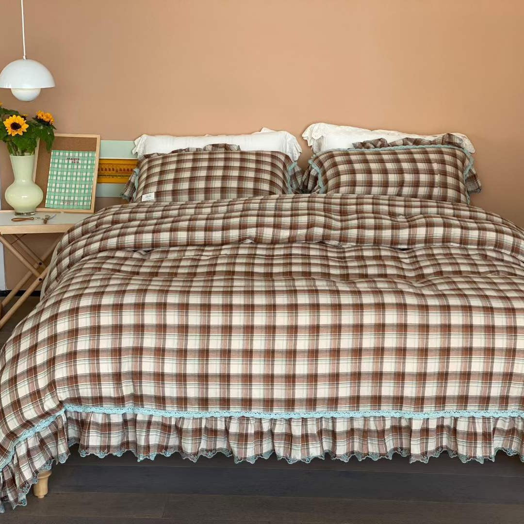 Luxury Ruffled Plaid Cotton Duvet Cover Set with Lace Trim