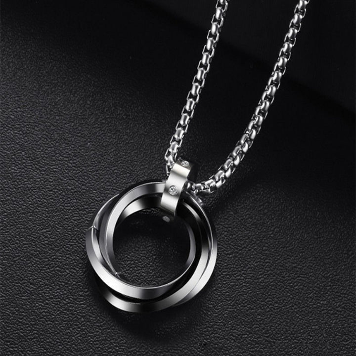 Interlocking Rings Necklace Bowlift