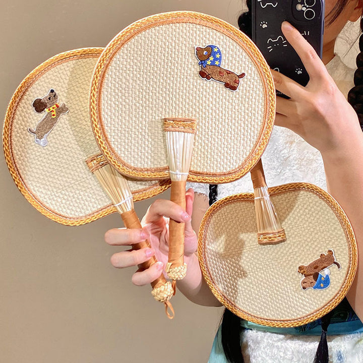 Handcrafted fan with cute animal design Bowlift