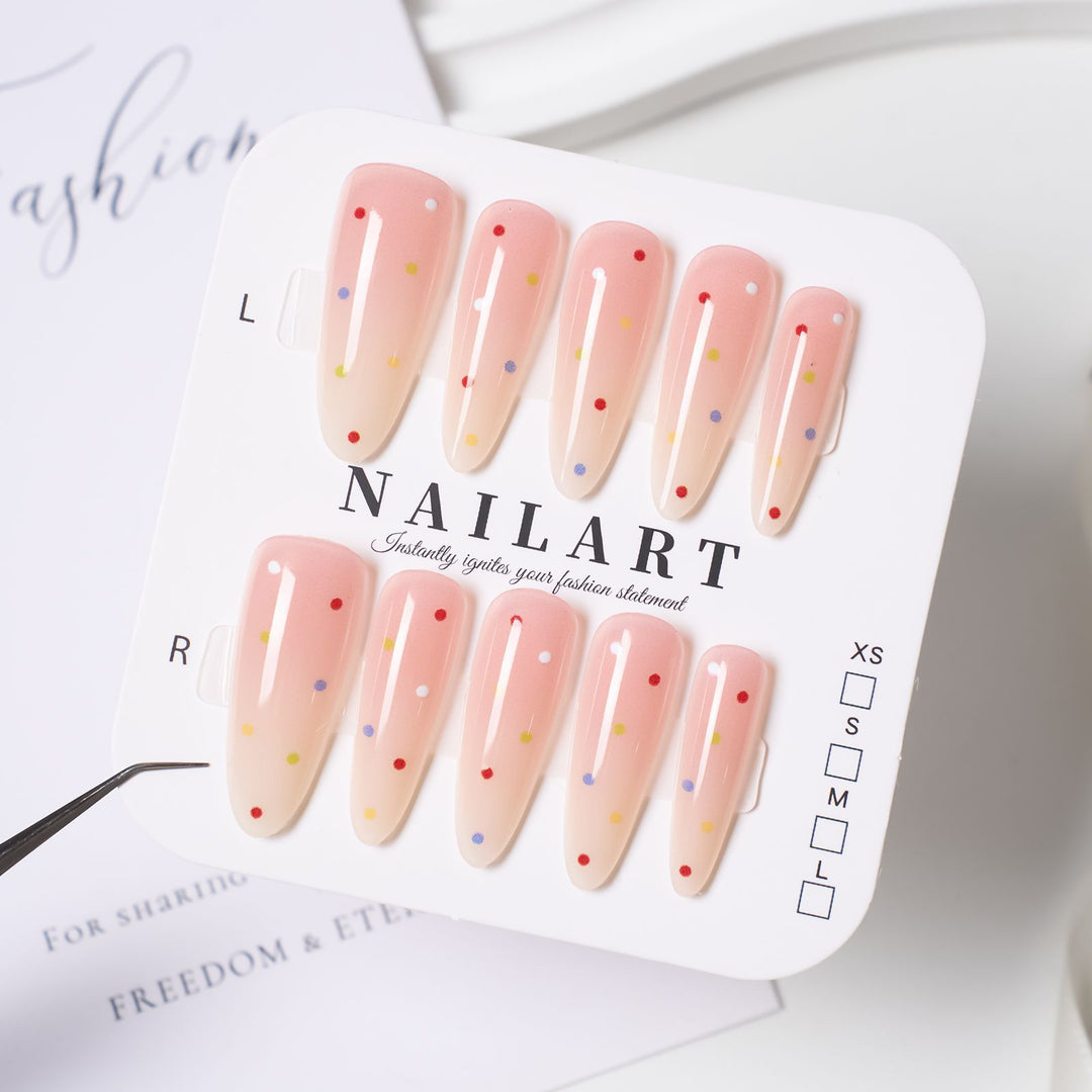 Stylish Press-On Nail Set Bowlift