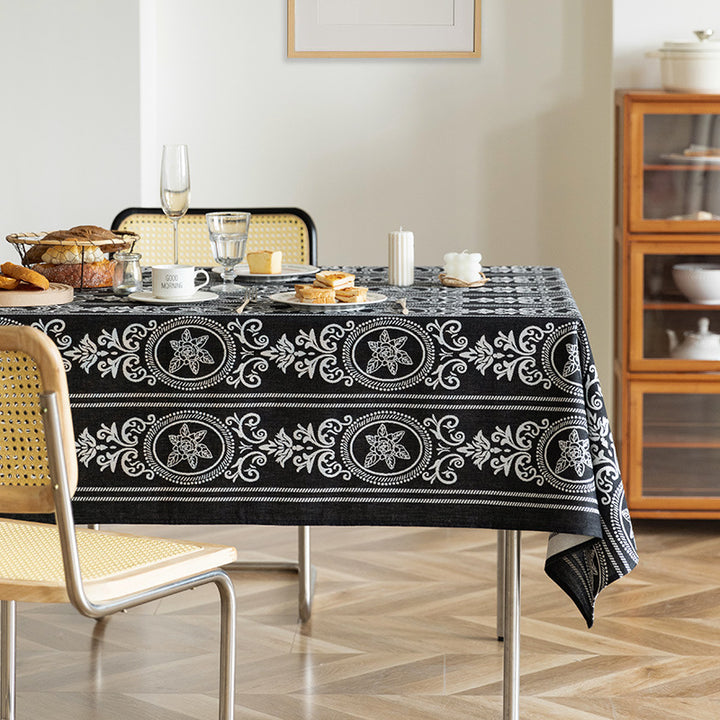 Reversible jacquard tablecloth with floral medallion reliefs Bowlift