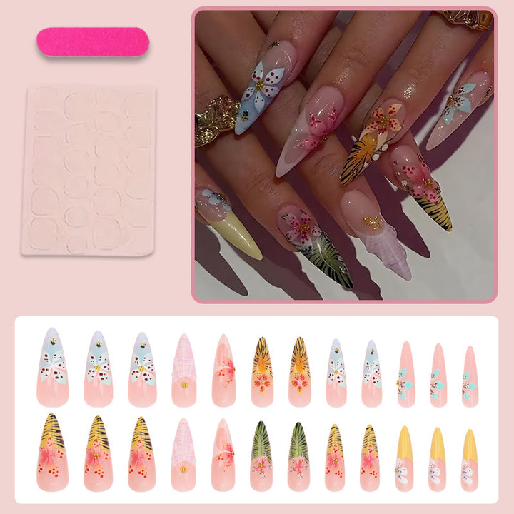 Nail art set with elegant floral designs Bowlift