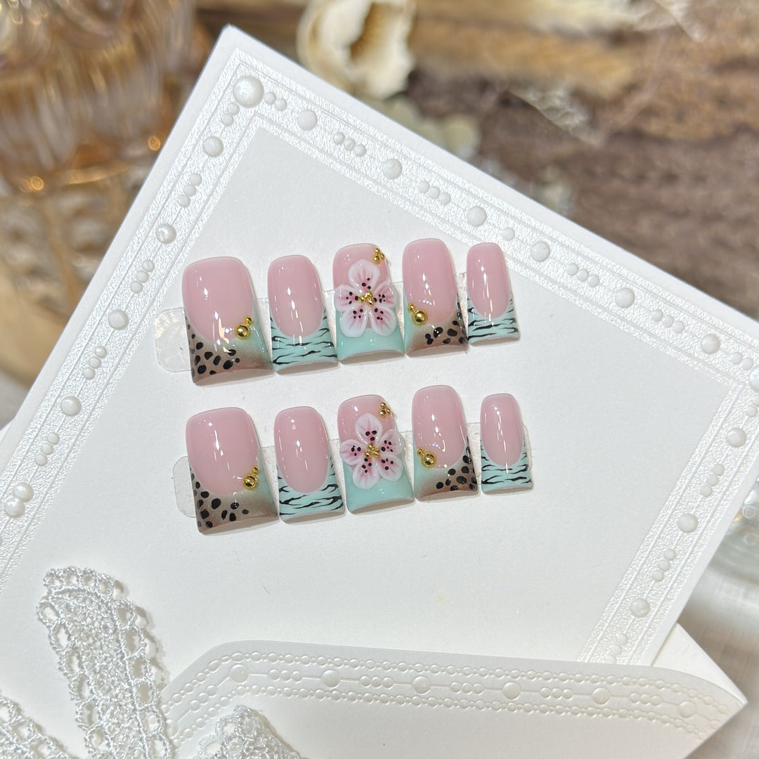 Floral Accented Press-On Nail Tips