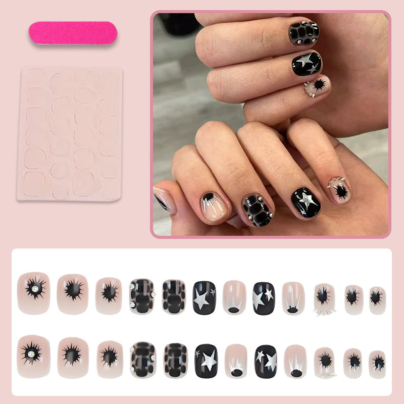 Art nail set with creative geometric designs Bowlift