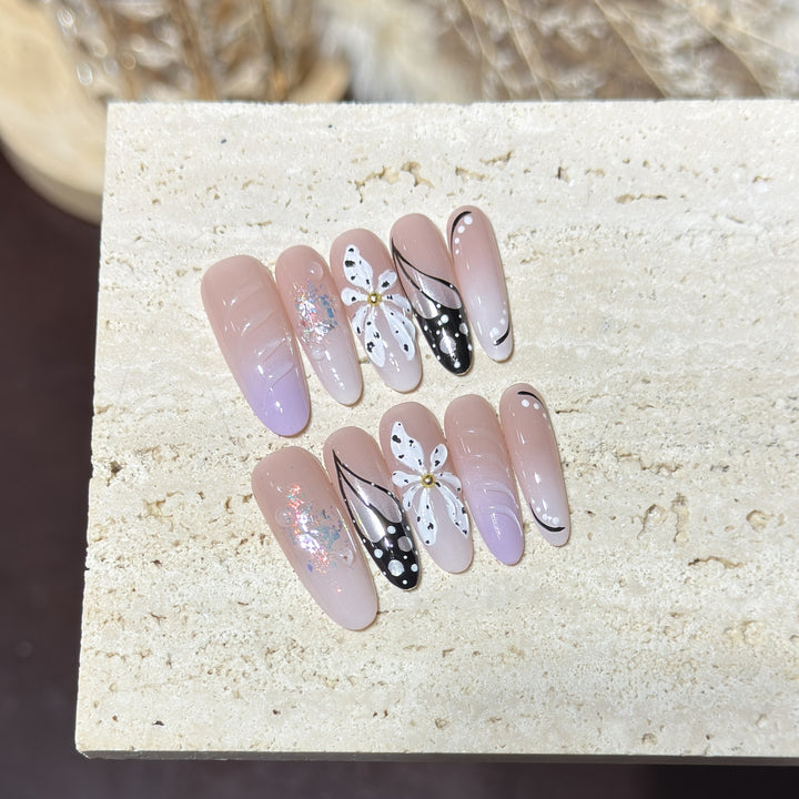 Artistic Floral Press-On Nails Set