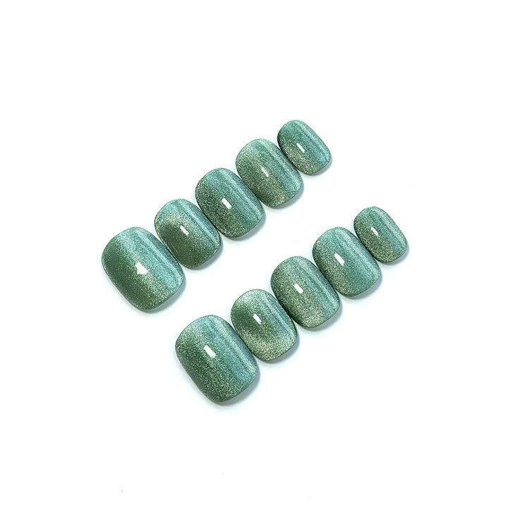 Glossy Press-On Nail Set with Shimmering Finish