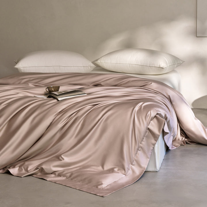 Premium cotton satin bedding set with hotel closure and extra soft fitted sheet