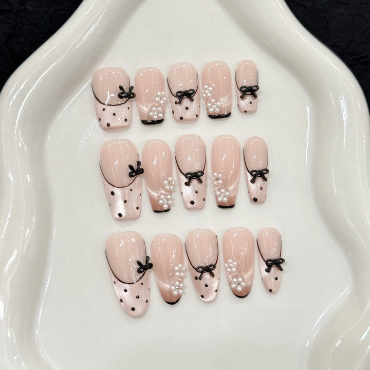 Elegant Decorative Press-On Nail Set with Pearl and Bow Accents