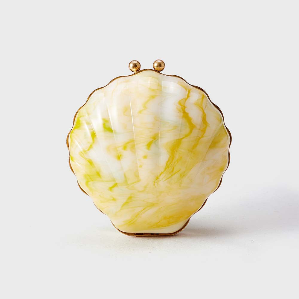 Artistic Shell-Shape Clutch