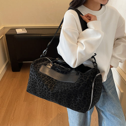 Chic Animal Print Travel Duffle Bag Bowlift
