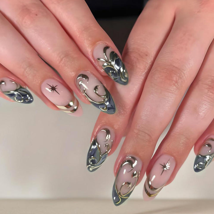 Nail art set in elegant, artistic design Bowlift