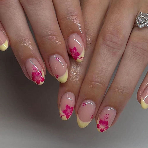 Artificial nail set with floral designs and elegant gradient Bowlift