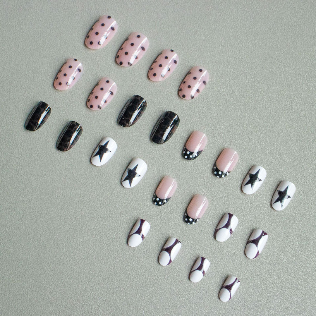 Artistic Nail Art Kit with Geometric Patterns