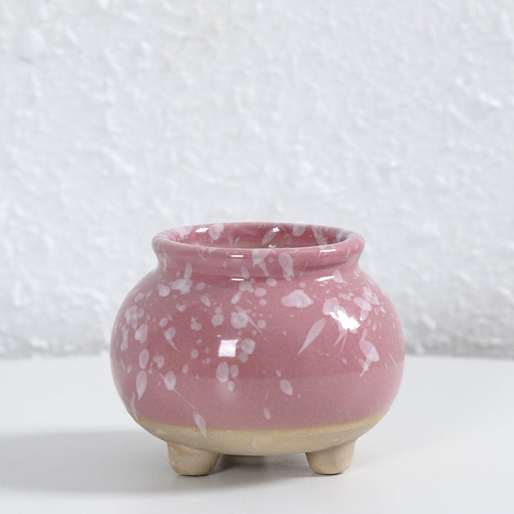 Contemporary Curved Ceramic Vase Bowlift