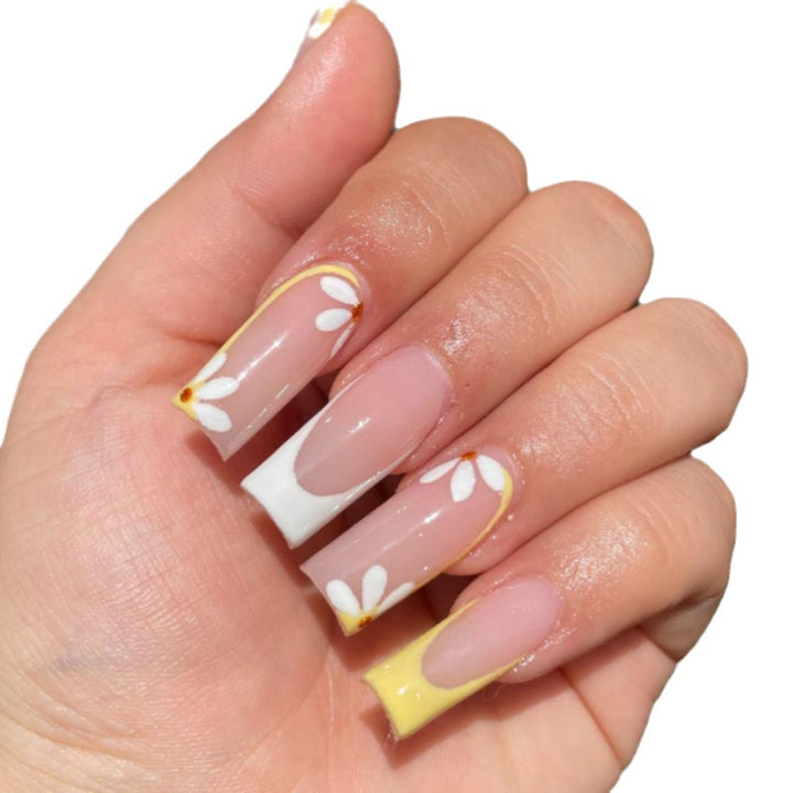 Floral Accent Press-On Nails