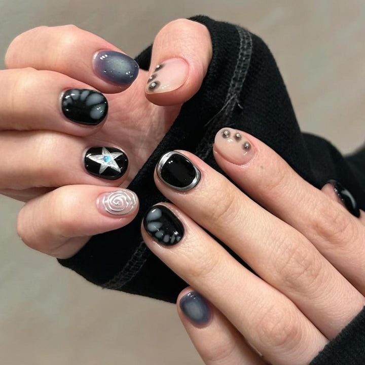 Artificial nail set with creative star and glitter designs Bowlift