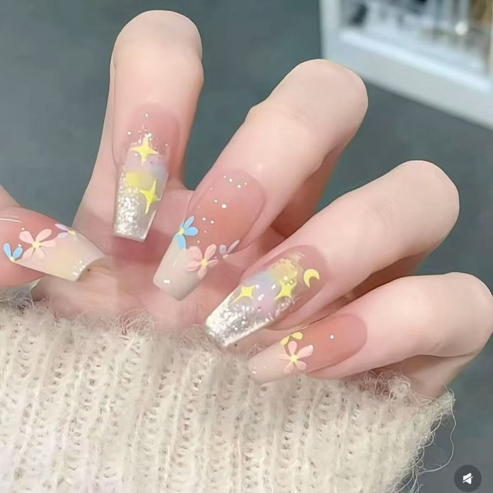 Floral-Inspired Press-On Nail Art Bowlift